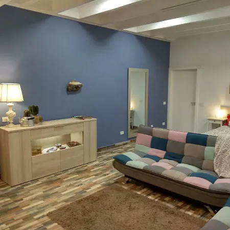 San Diego 22 * Σαν Κριστόμπαλ ντε Λα Λαγούνα